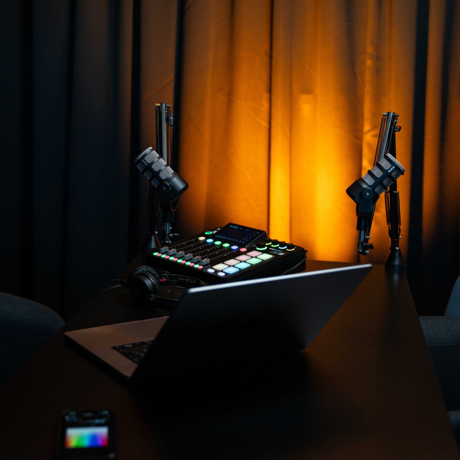 AVSTUDIO PODCAST 060126 ®AV 70 edited scaled